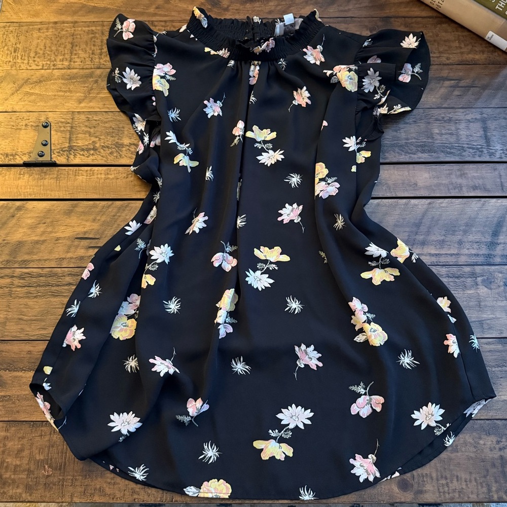 Sz L LOFT Outlet Black Floral High Neck Cap Sleeve Women’s Top Spring Summer